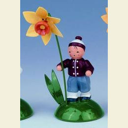 Junge mit Narzisse  -  6cm