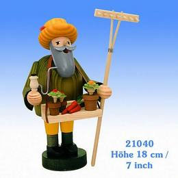 Smoker Gardener  -  18cm / 7 inch
