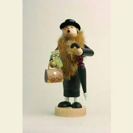 Smoker Aunt  -  26cm / 10cm