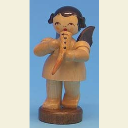 Angel with gemshorn  -  natural colors  -  standing  -  6cm / 2,3 inch